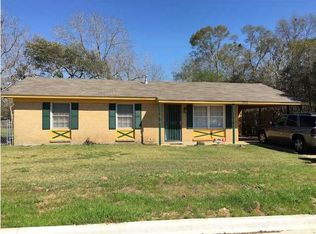 2426 Schillinger Rd N, Semmes, AL 36575