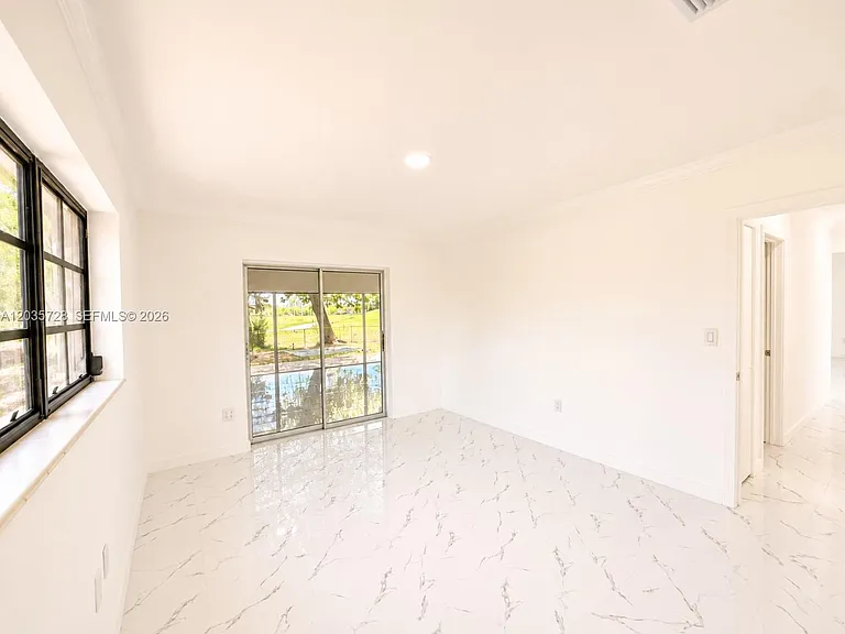 401 S Shore Dr — Photo 17