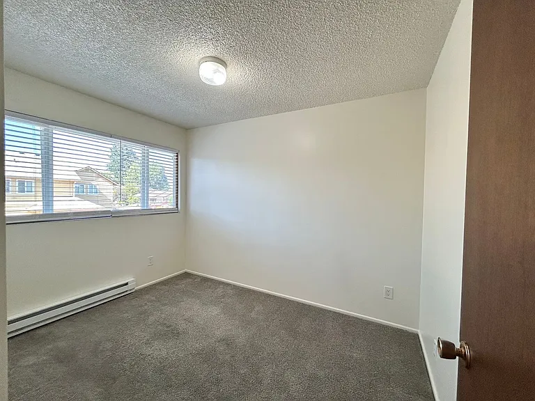 1206-1262 SE Maple St — Photo 35