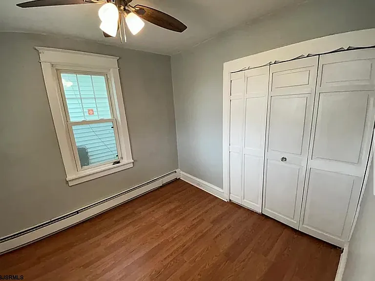 1405 Langston Ave — Photo 8