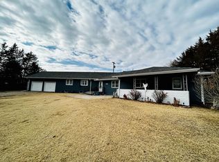 618 N 1st St, Lincoln, KS 67455