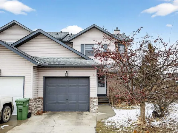 237 S Willowbrook Close NW, Airdrie, AB T4B 2J6