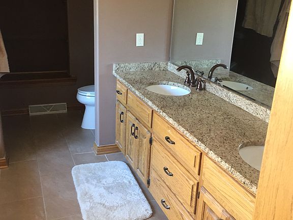 4th image of 5710 S Nicolet Dr