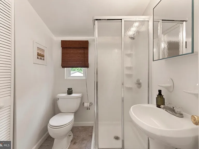 10211 Calumet Dr #1 — Photo 3