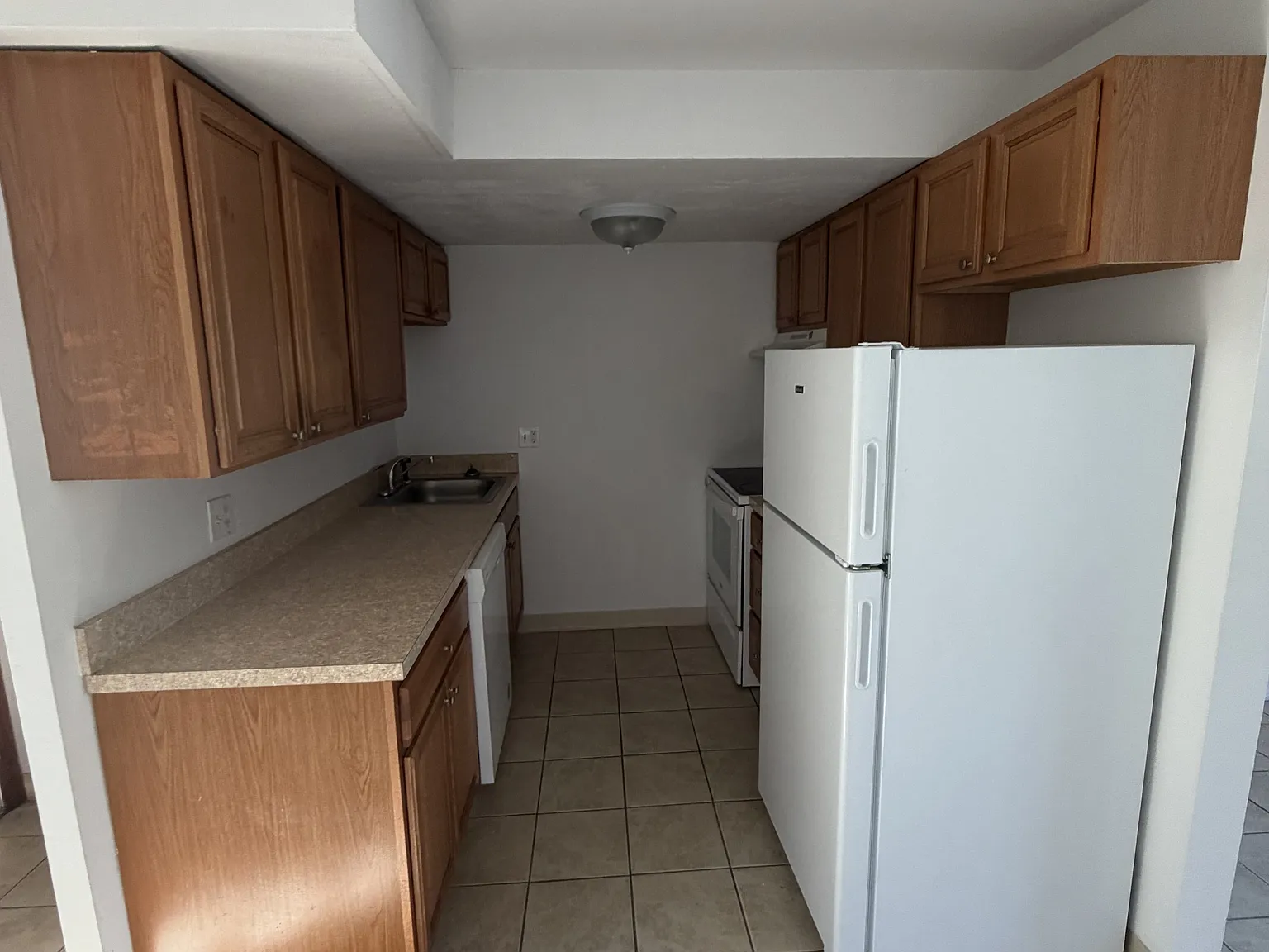 73 Helen Street - F — Photo 2
