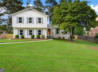 3290 Chestnut Oaks Dr, Marietta, GA 30062
