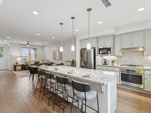 3460 Serra Cir, Pleasanton, CA 94588