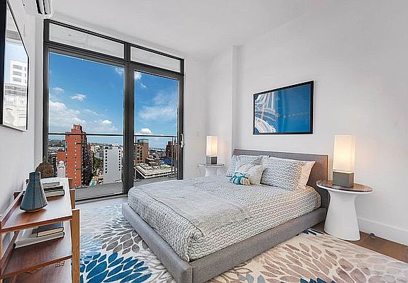4th image of 42-10 27th St #3FC