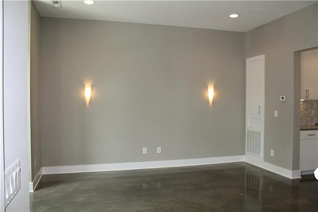 2nd image of 127 S 10th St
