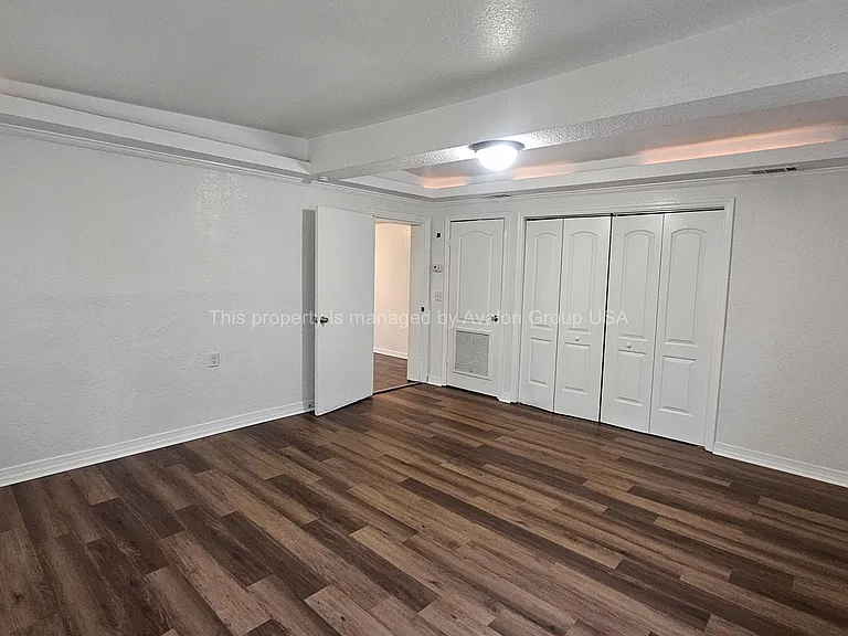 5550 Windermere Dr — Photo 10