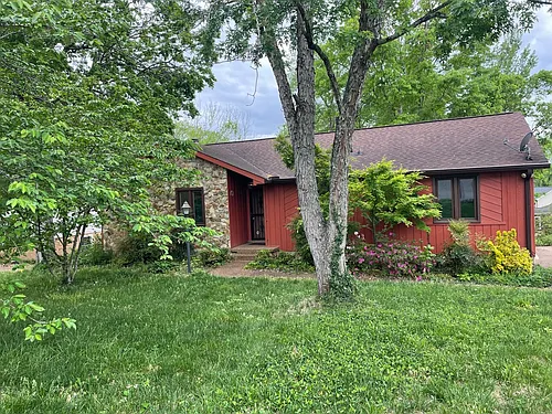 6808 River Ridge Dr Photo 1