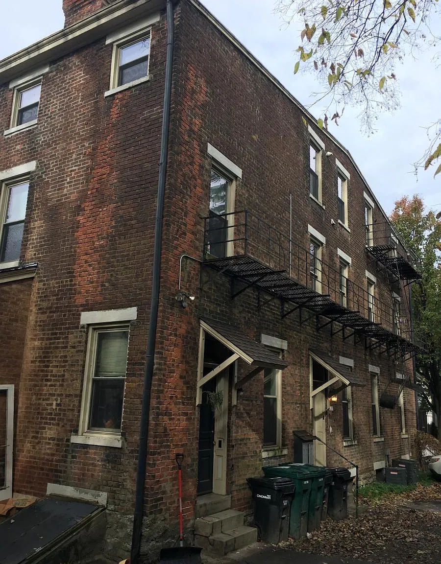 6 bed, $4,500 — Photo 2