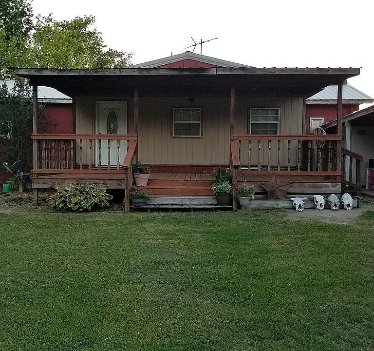 2nd image of 78 Lakeside Pl N