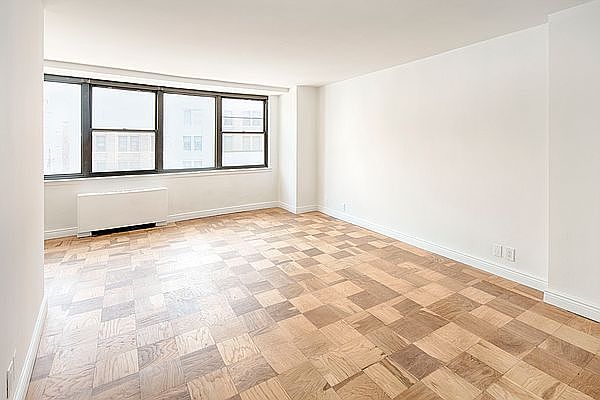 1st image of 225 E 36th St APT 10-A