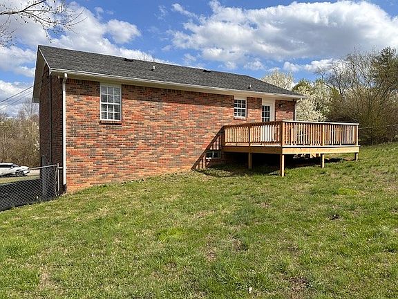 4th image of 72 Higdon Dr