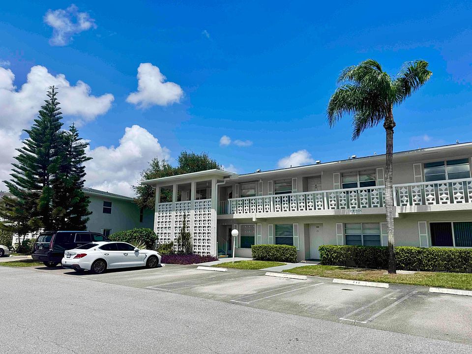 1st image of 2811 SW 15th Street #202