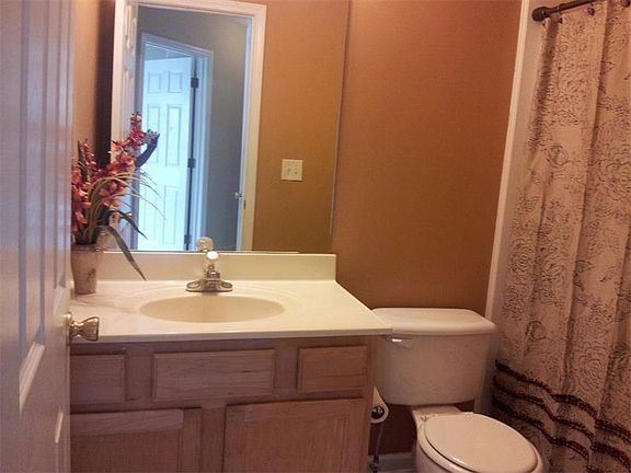 5th image of 2480 Birkhall Way
