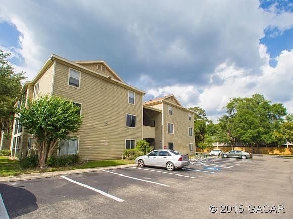 1st image of 3800 SW 20th Ave APT 204