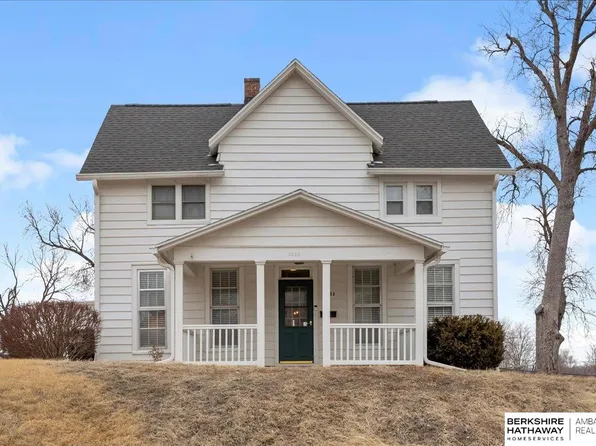 6322 Evans St, Omaha, NE 68104