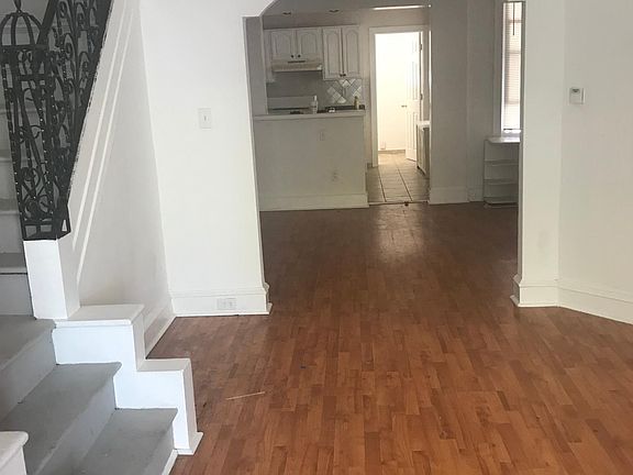 4th image of 4924 Rosehill St