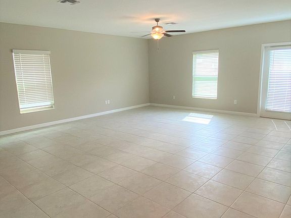 4th image of 4208 Romano Busciglio St