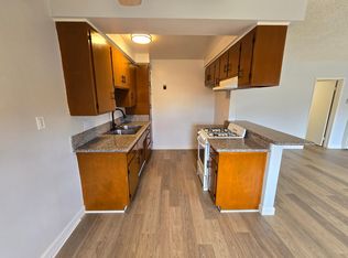 9217 Stewart And Gray Rd APT 3, Downey, CA 90241