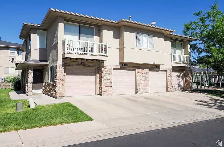1st image of 8458 S Yellow Poppy Dr