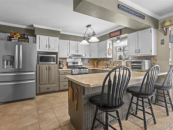 5th image of 5627 Wieland Dr