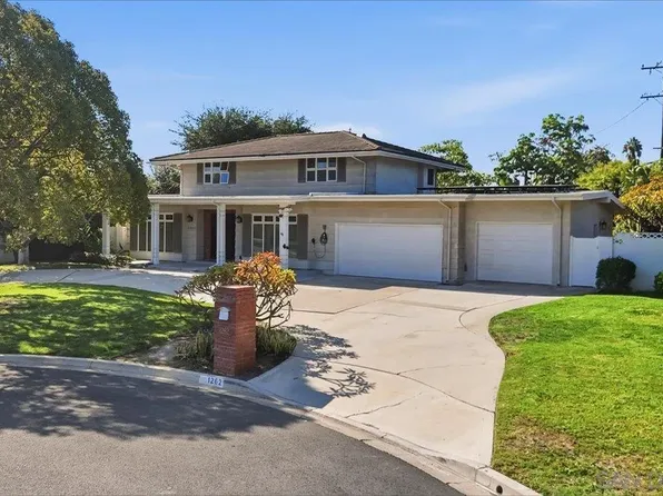 1262 Brittany Cross Rd, Santa Ana, CA 92705