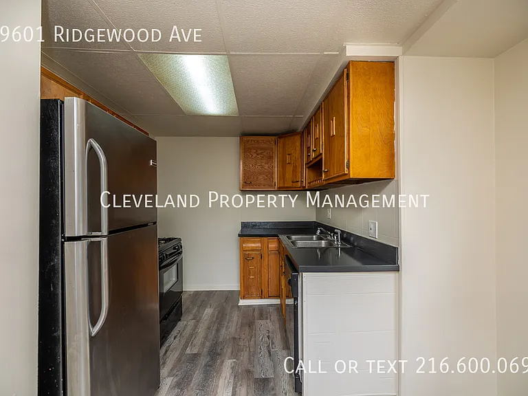 19601 Ridgewood Ave — Photo 15