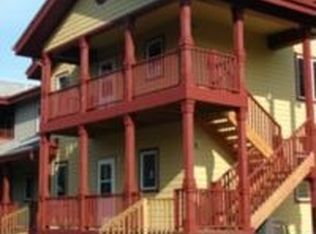 1220 Delaware St APT 8, Lawrence, KS 66044