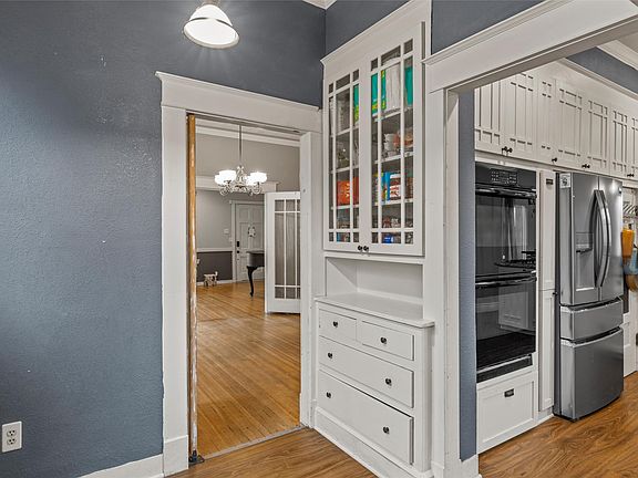 5th image of 2717 Colcord Ave