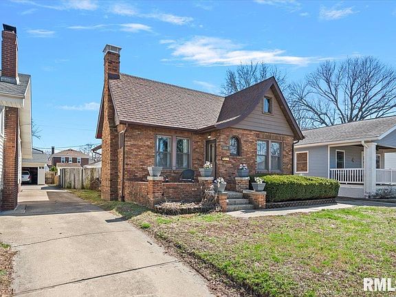 4th image of 1832 S State St