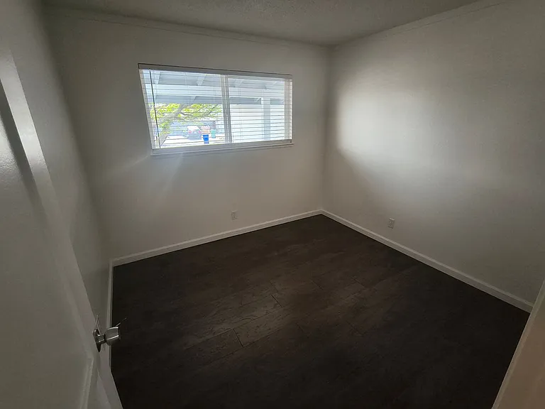 2275 Cypress Ave — Photo 42