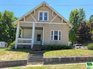 515 Platt St, Sac City, IA 50583