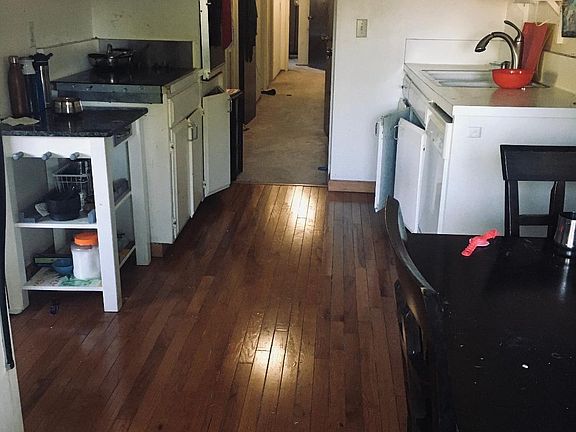 5th image of 1223 Matisse Ct