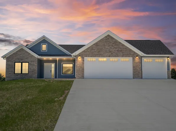 22503 186th Ave, Manchester, IA 52057