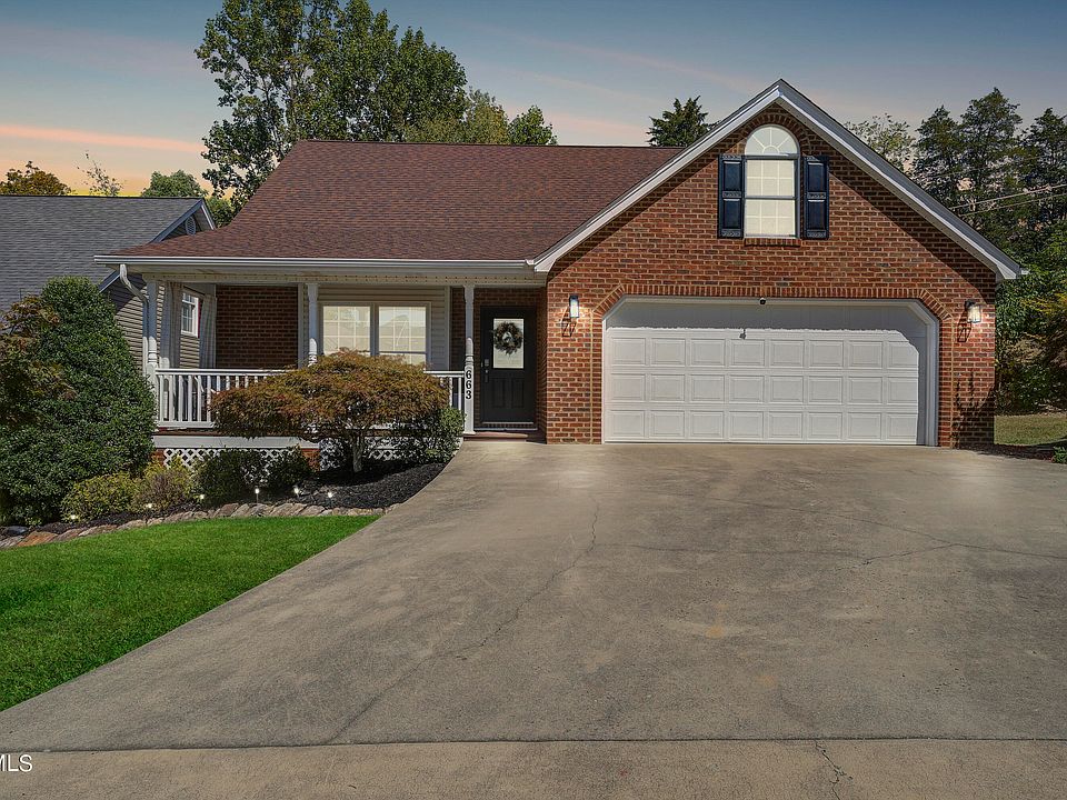 1st image of 663 Willowcrest Pl