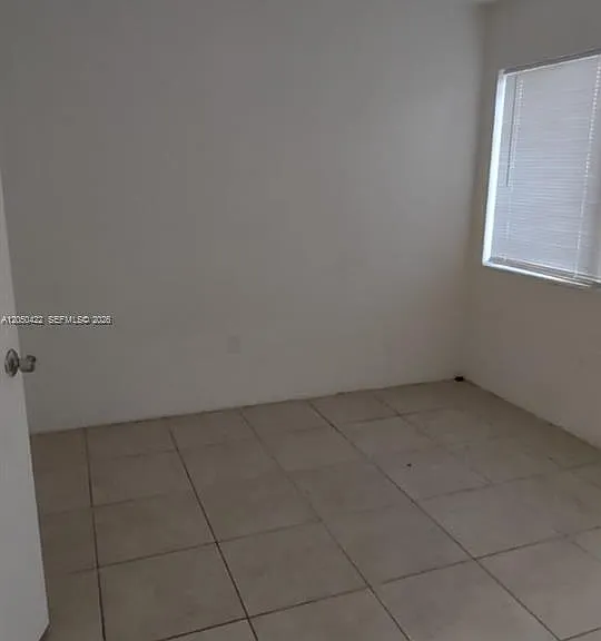 101 NW 29th Ave #3 — Photo 6