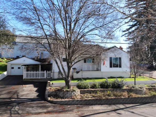 216 S Amador St, Ione, CA 95640