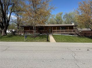 602 NE 111th St, Kansas City, MO 64155