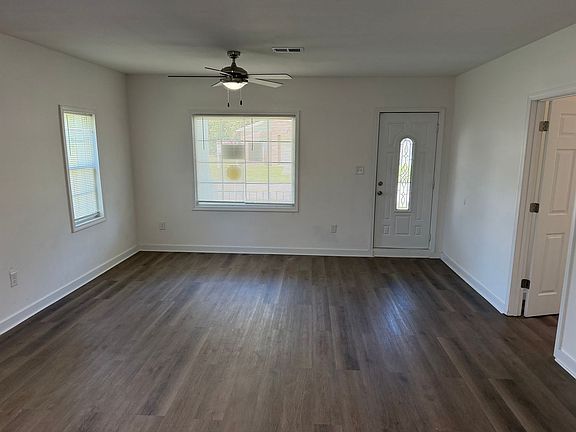 2nd image of 4015 5th St