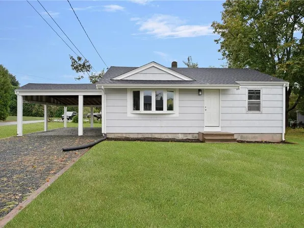 64 Martens Rd, Portsmouth, RI 02871