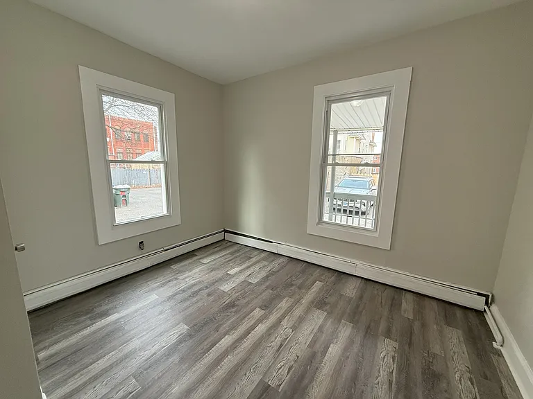 111 Smith St #A1 — Photo 10