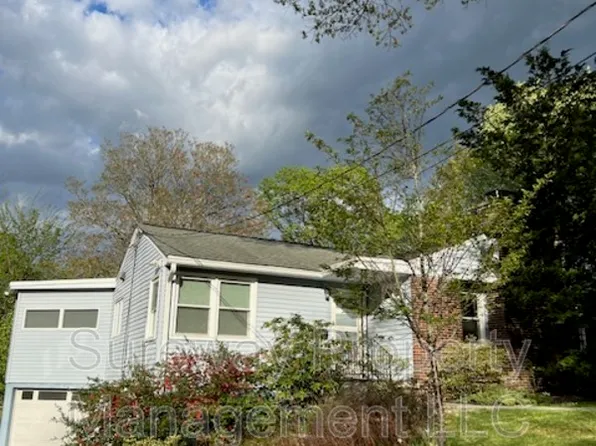 41 Harriet Dr, Princeton, NJ 08540