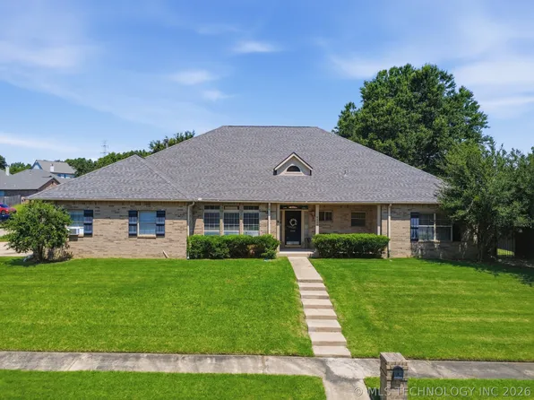 6400 E El Paso Pl, Broken Arrow, OK 74014