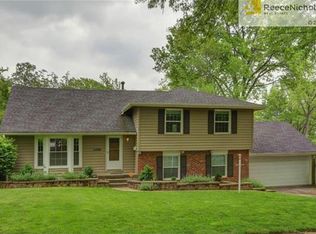 11223 Walnut St, Kansas City, MO 64114