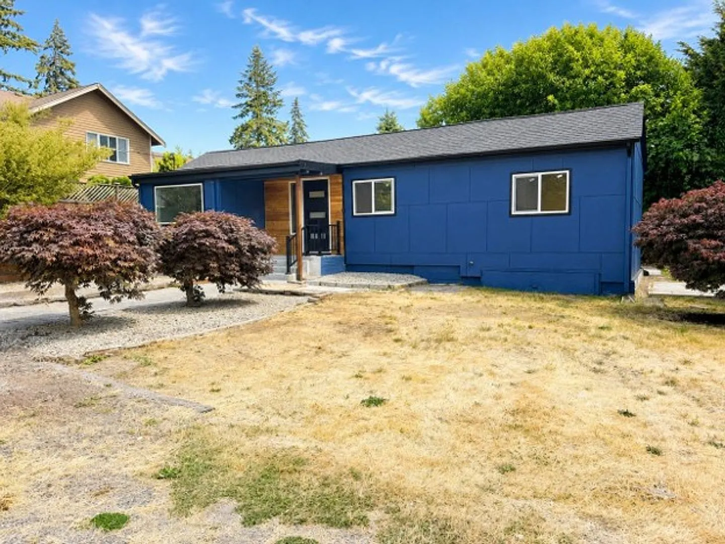 Completely Remodeled conveniently located 3-Bedroom Edmonds Home with private RV/Boat Parking!! — Photo 2