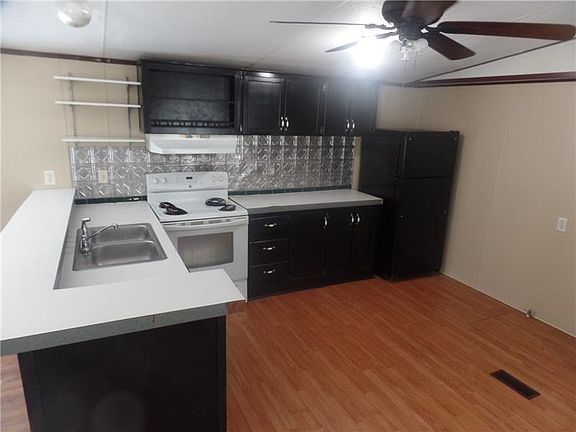 4th image of 161 Cowboy Ln Lot 21