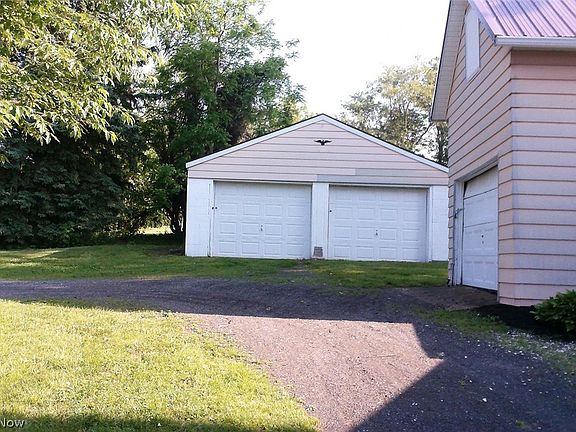 2nd image of 6649 Reno Dr NE